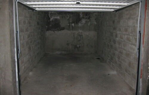Loue garage Chambéry